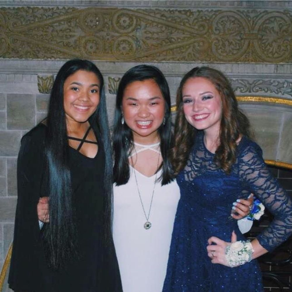 Meet your Posher, Elise